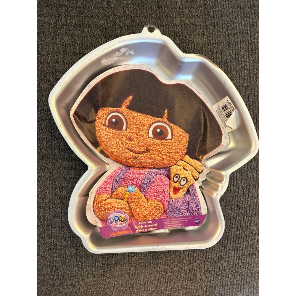 Wilton Dora the Explorer Character Cake Pan Nickelodeon 2105 6305 Baking